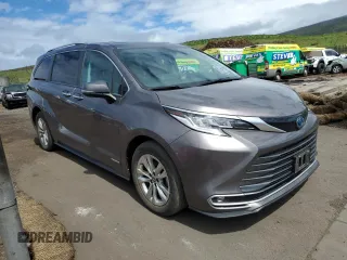 2021 Toyota Sienna Limited with VIN 5TDZRKEC6MS032353, listed as a Copart auction lot 41128344 with 24,111 mi miles and Salvage Title. Bid and sale history available at carsss.com. Image 4.