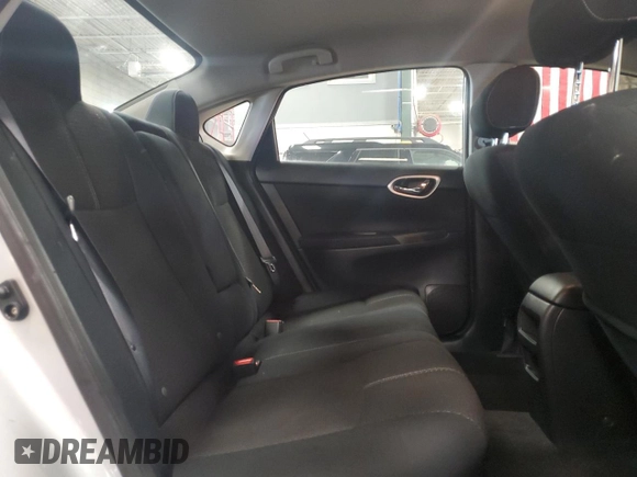 2014 Nissan Sentra SV z VIN 3N1AB7AP2EY255462, wystawiony jako Copart lot #59922945 z przebiegiem 75 860 mil mil oraz Szkoda całkowita • Salvage title. Historia ofert i sprzedaży dostępna na DreamBid. Obrazek 10.