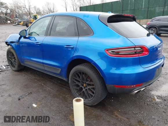 2016 Porsche Macan S с VIN WP1AB2A57GLB46214, выставлен на аукционе IAAI как лот 41537161 с пробегом Не указан миль и . История ставок и продаж доступна на DreamBid. Изображение 3.