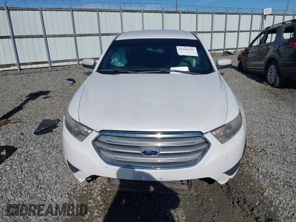 2013 Ford Taurus SEL with VIN 1FAHP2E87DG221557, listed as a IAAI auction lot 41331531 with 152,879 mi miles. Bid and sale history available at carsss.com. Image 12.