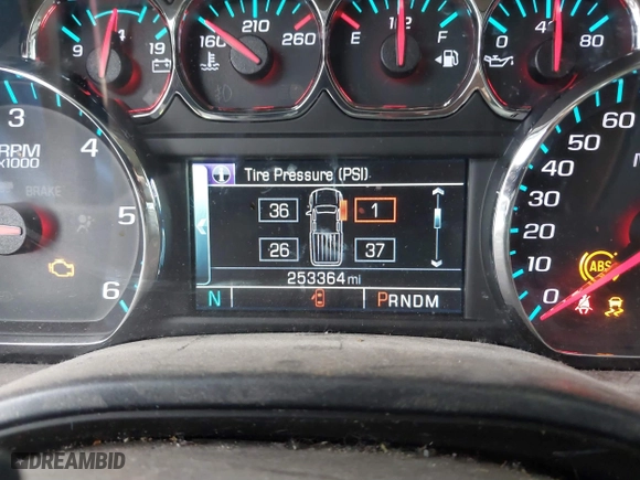 2015 Chevrolet Silverado 1500 LTZ with VIN 3GCUKSECXFG325673, listed as a IAAI auction lot 41585675 with 253,364 mi miles. Bid and sale history available at carsss.com. Image 15.