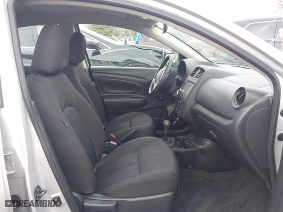 2019 Nissan Versa Sedan SV with VIN 3N1CN7AP1KL815688, listed as a IAAI auction lot 41955017 with 72,151 mi miles. Bid and sale history available at carsss.com. Image 5.
