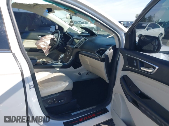 2016 Ford Edge Titanium with VIN 2FMPK3K92GBB83038, listed as a IAAI auction lot 41445967 with 90,125 mi miles. Bid and sale history available at carsss.com. Image 5.