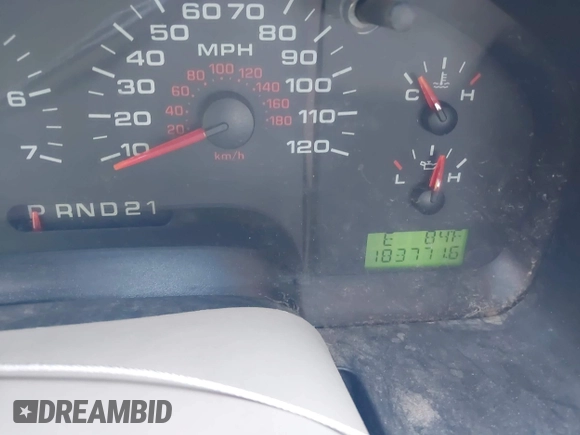 2006 Ford F-150 XLT with VIN 1FTRW12W26KD43273, listed as a IAAI auction lot 42153933 with 183,771 mi miles. Bid and sale history available at carsss.com. Image 7.