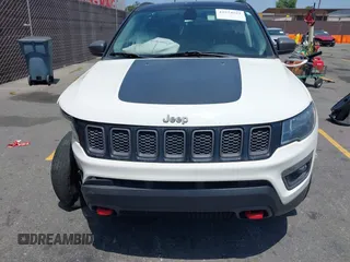 2020 Jeep Compass Trailhawk z VIN 3C4NJDDB5LT248662, wystawiony jako IAAI lot #42574553 z przebiegiem 28 118 mil mil oraz . Historia ofert i sprzedaży dostępna na DreamBid. Obrazek 12.