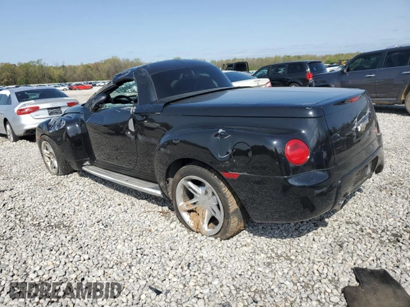 2003 Chevrolet SSR LS z VIN 1GCES14P23B103054, wystawiony jako Copart lot #50783055 z przebiegiem 94 611 mil mil oraz Szkoda całkowita • Salvage title. Historia ofert i sprzedaży dostępna na DreamBid. Obrazek 2.
