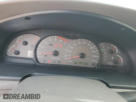 2003 Toyota Sequoia Limited with VIN 5TDBT48A93S176258, listed as a Copart auction lot 80664124 with 195,767 mi miles and Non Repairable. Bid and sale history available at DreamBid. Image 9.