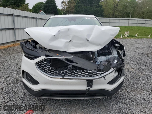 2024 Ford Edge SEL z VIN 2FMPK4J90RBA35500, wystawiony jako Copart lot #52715715 z przebiegiem Nie podano mil oraz Szkoda całkowita • Salvage title. Historia ofert i sprzedaży dostępna na DreamBid. Obrazek 5.