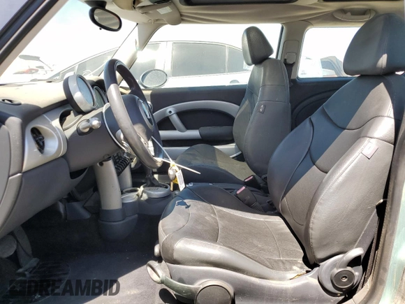 2002 MINI Hardtop with VIN WMWRC33422TE13196, listed as a Copart auction lot 59277643 with 80,501 mi miles and Non Repairable. Bid and sale history available at DreamBid. Image 7.