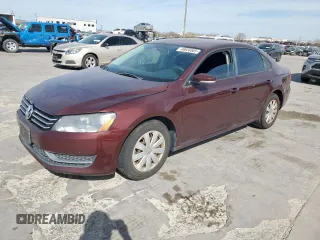 2012 Volkswagen Passat S with VIN 1VWAP7A3XCC064970, listed as a Copart auction lot 49638585 with 204,960 mi miles and Clean title. Bid and sale history available at DreamBid. Image 1.