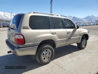 2002 Lexus LX 470 z VIN JTJHT00W523513337, wystawiony jako Copart lot #47001735 z przebiegiem 261 108 mil mil oraz Szkody całkowita. Historia ofert i sprzedaży dostępna na DreamBid. Obrazek 3.