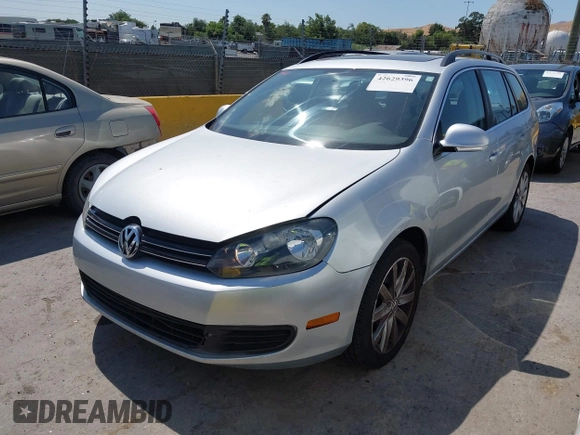 2013 Volkswagen Jetta TDI w/Sunroof & Nav with VIN 3VWPL7AJ0DM627920, listed as a IAAI auction lot 42629396 with 138,741 mi miles and . Bid and sale history available at DreamBid. Image 2.