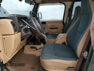 2002 Jeep Wrangler Sahara with VIN 1J4FA59S22P712913, listed as a Copart auction lot 43350115 with 86,320 mi miles and Salvage Title. Bid and sale history available at carsss.com. Image 7.