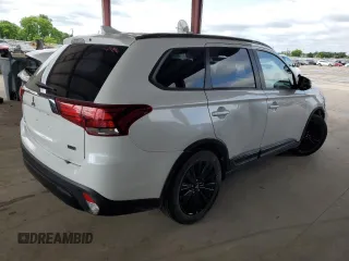 2020 Mitsubishi Outlander SE with VIN JA4AD3A30LZ039104, listed as a Copart auction lot 55775925 with Not provided miles and Clean title. Bid and sale history available at DreamBid. Image 3.