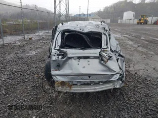 2023 Toyota RAV4 SE с VIN JTMAB3FV3PD159200, выставлен на аукционе IAAI как лот 42040197 с пробегом 5 291 миль миль и . История ставок и продаж доступна на DreamBid. Изображение 16.