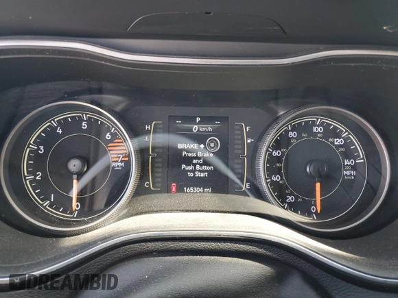 2020 Jeep Cherokee Latitude Plus с VIN 1C4PJMLB2LD571373, выставлен на аукционе Copart как лот 56059925 с пробегом 165 304 миль миль и На запчасти • Non repairable. История ставок и продаж доступна на DreamBid. Изображение 9.