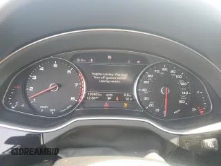 2018 Audi Q7 Premium with VIN WA1AAAF72JD053945, listed as a Copart auction lot 60673375 with 190,963 mi miles and Salvage title. Bid and sale history available at DreamBid. Image 9.