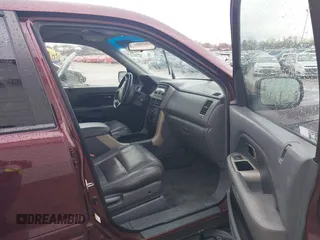 2007 Honda Pilot EX-L with VIN 2HKYF18547H533084, listed as a IAAI auction lot 41729988 with 199,886 mi miles and . Bid and sale history available at DreamBid. Image 5.