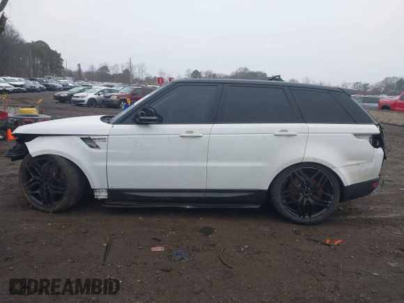 2017 Land Rover Range Rover Sport z VIN SALWR2FE9HA132445, wystawiony jako IAAI lot #41638642 z przebiegiem 104 667 mil mil oraz . Historia ofert i sprzedaży dostępna na DreamBid. Obrazek 13.