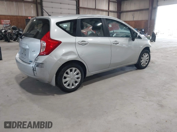 2015 Nissan Note S with VIN 3N1CE2CP9FL375354, listed as a IAAI auction lot 42333993 with 95,452 mi miles and . Bid and sale history available at DreamBid. Image 4.