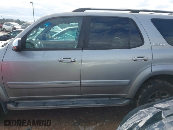 2007 Toyota Sequoia Limited with VIN 5TDZT38A87S298429, listed as a IAAI auction lot 41303386 with 244,837 mi miles and . Bid and sale history available at DreamBid. Image 14.