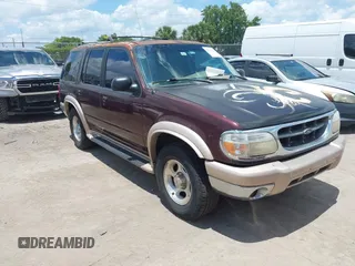 1999 Ford Explorer XLT z VIN 1FMDU32P2XUC31708, wystawiony jako IAAI lot #42243725 z przebiegiem 239 411 mil mil oraz . Historia ofert i sprzedaży dostępna na DreamBid. Obrazek 1.