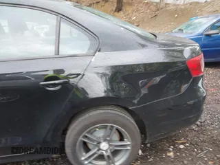 2012 Volkswagen Jetta SE с VIN 3VWDP7AJ4CM338027, выставлен на аукционе IAAI как лот 42198943 с пробегом 158 644 миль миль и . История ставок и продаж доступна на DreamBid. Изображение 13.