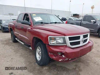 2006 Dodge Dakota SLT with VIN 1D7HE48KX6S598831, listed as a IAAI auction lot 41292884 with 173,181 mi miles. Bid and sale history available at carsss.com. Image 1.