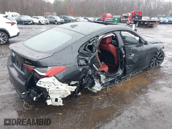 2024 BMW i4 M50 z VIN WBY33AW00RFS06591, wystawiony jako IAAI lot #41863252 z przebiegiem 15 260 mil mil oraz . Historia ofert i sprzedaży dostępna na DreamBid. Obrazek 4.