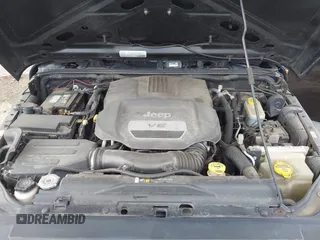 2017 Jeep Wrangler Unlimited Sport с VIN 1C4BJWDG8HL683432, выставлен на аукционе IAAI как лот 42183240 с пробегом 144 925 миль миль и . История ставок и продаж доступна на DreamBid. Изображение 10.