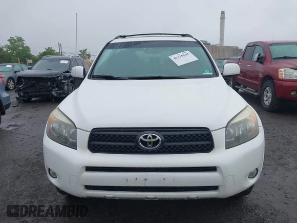 2008 Toyota RAV4 Sport с VIN JTMBD32V586063644, выставлен на аукционе IAAI как лот 42335585 с пробегом 182 196 миль миль и . История ставок и продаж доступна на DreamBid. Изображение 12.