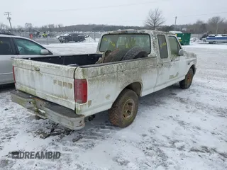 1992 Ford F-150 with VIN 1FTEX15Y5NKB85499, listed as a IAAI auction lot 41622266 with Not provided miles and . Bid and sale history available at DreamBid. Image 4.