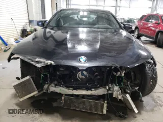 2019 BMW M5 Competition z VIN WBSJF0C56KB447913, wystawiony jako Copart lot #39548993 z przebiegiem 30 141 mil mil oraz . Historia ofert i sprzedaży dostępna na DreamBid. Obrazek 5.