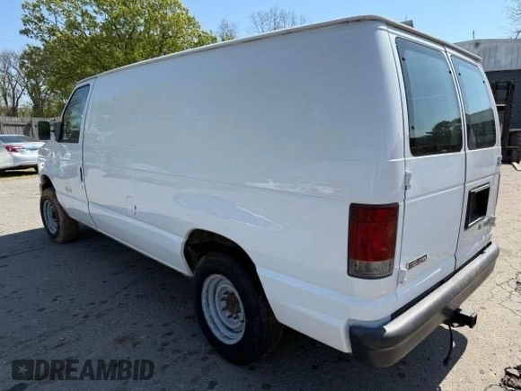 2010 Ford Econoline Cargo Commercial with VIN 1FTNE1EW6ADA36473, listed as a Copart auction lot 55557795 with 476,354 mi miles and Clean Title. Bid and sale history available at DreamBid. Image 3.