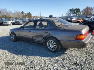 1993 Lexus LS z VIN JT8UF11E3P0155716, wystawiony jako Copart lot #83273374 z przebiegiem 352 180 mil mil oraz Tytuł czysty. Historia ofert i sprzedaży dostępna na DreamBid. Obrazek 2.