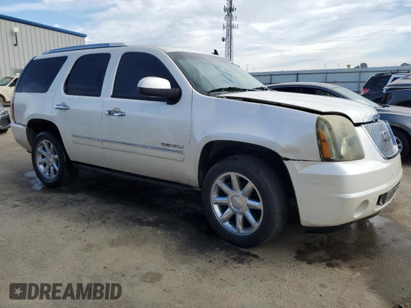 2012 GMC Yukon Denali with VIN 1GKS2EEF0CR181781, listed as a Copart auction lot 46370395 with 177,592 mi miles and Salvage Title. Bid and sale history available at carsss.com. Image 4.