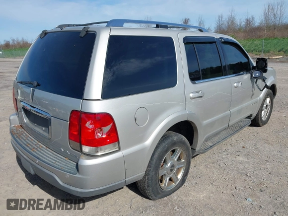 2005 Lincoln Aviator with VIN 5LMEU88H05ZJ33100, listed as a IAAI auction lot 42139584 with 205,556 mi miles and . Bid and sale history available at DreamBid. Image 4.