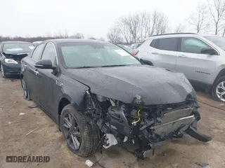 2019 Kia Optima LX with VIN 5XXGT4L30KG350541, listed as a IAAI auction lot 41908755 with 47,085 mi miles. Bid and sale history available at carsss.com. Image 1.