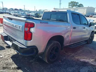 2019 Chevrolet Silverado 1500 LT Trail Boss with VIN 1GCPYFED2KZ234242, listed as a IAAI auction lot 41587318 with 1 mi miles. Bid and sale history available at carsss.com. Image 4.
