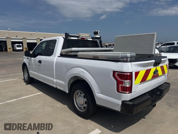 2019 Ford F-150 XL z VIN 1FTEX1C51KKC92425, wystawiony jako IAAI lot #42526412 z przebiegiem 150 373 mil mil oraz . Historia ofert i sprzedaży dostępna na DreamBid. Obrazek 5.