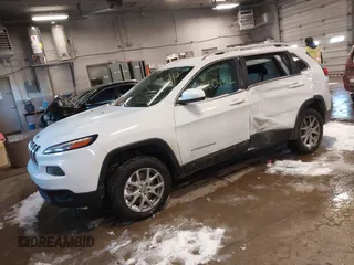 2017 Jeep Cherokee Latitude with VIN 1C4PJLCS9HW650514, listed as a IAAI auction lot 41600432 with 123,389 mi miles and . Bid and sale history available at carsss.com. Image 17.