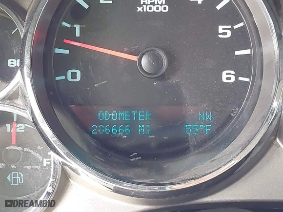 2011 Chevrolet Silverado 1500 LT with VIN 1GCRCSE07BZ103076, listed as a IAAI auction lot 41947829 with 206,666 mi miles. Bid and sale history available at carsss.com. Image 16.