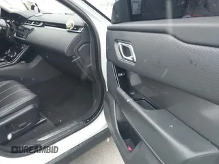 2018 Land Rover Range Rover Velar S z VIN SALYB2RX5JA722934, wystawiony jako IAAI lot #41620738 z przebiegiem 96 804 mil mil oraz . Historia ofert i sprzedaży dostępna na DreamBid. Obrazek 5.