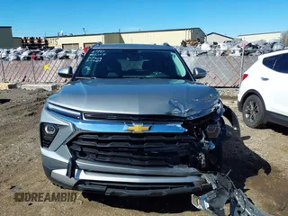 2024 Chevrolet TrailBlazer LT with VIN KL79MRSL4RB043603, listed as a IAAI auction lot 41812948 with 9,509 mi miles and . Bid and sale history available at DreamBid. Image 12.