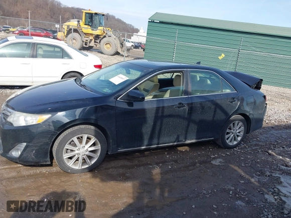 2014 Toyota Camry SE with VIN 4T1BK1FK3EU537670, listed as a IAAI auction lot 41649097 with 64,636 mi miles. Bid and sale history available at carsss.com. Image 14.