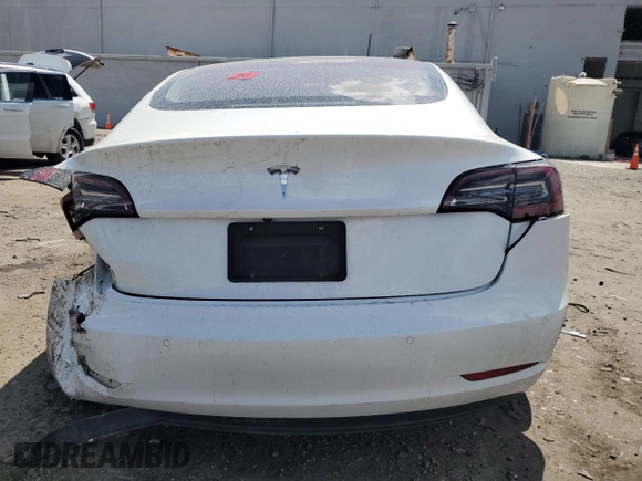 2018 Tesla Model 3 Long Range Battery z VIN 5YJ3E1EA2JF162673, wystawiony jako Copart lot #53495805 z przebiegiem 71 481 mil mil oraz Szkoda całkowita • Salvage title. Historia ofert i sprzedaży dostępna na DreamBid. Obrazek 6.