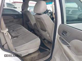 2007 Chevrolet Tahoe LS с VIN 1GNFC13C07R360248, выставлен на аукционе IAAI как лот 42575878 с пробегом 273 422 миль миль и . История ставок и продаж доступна на DreamBid. Изображение 8.