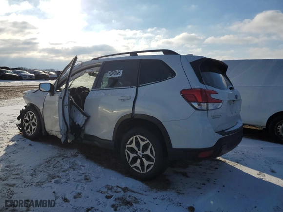 2021 Subaru Forester Premium with VIN JF2SKAJCXMH453357, listed as a Copart auction lot 88586885 with 51,650 mi miles and Salvage Title. Bid and sale history available at carsss.com. Image 2.