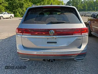 2024 Volkswagen Atlas SE with VIN 1V2HR2CAXRC558117, listed as a IAAI auction lot 42806737 with 23,571 mi miles and . Bid and sale history available at DreamBid. Image 2.
