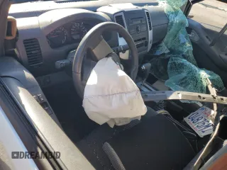 2011 Nissan Frontier SV z VIN 1N6AD0CU3BC447119, wystawiony jako Copart lot #46417145 z przebiegiem Nie podano mil oraz Szkoda całkowita • Salvage title. Historia ofert i sprzedaży dostępna na DreamBid. Obrazek 8.